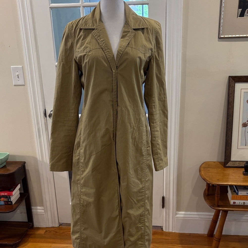 New Frontier Women’s Tan Long Trench Coat. Size 4